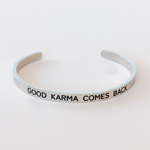 Armreif mit Gravur | Silber | Good Karma comes back