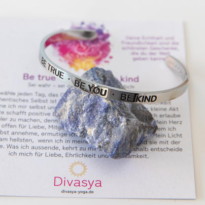 Armreif mit Gravur | Silber | "Be true - be you - be kind"