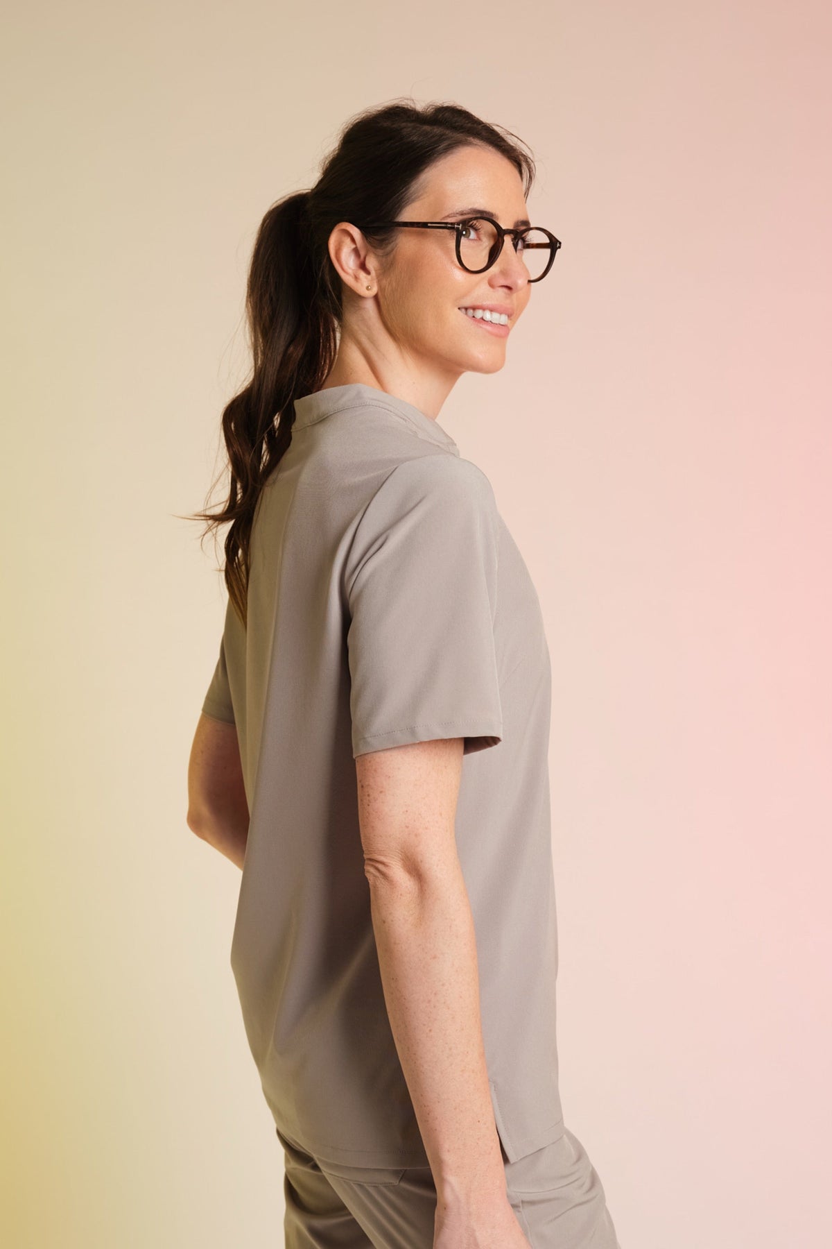 Active Scrub Top "Jackie" – Beige