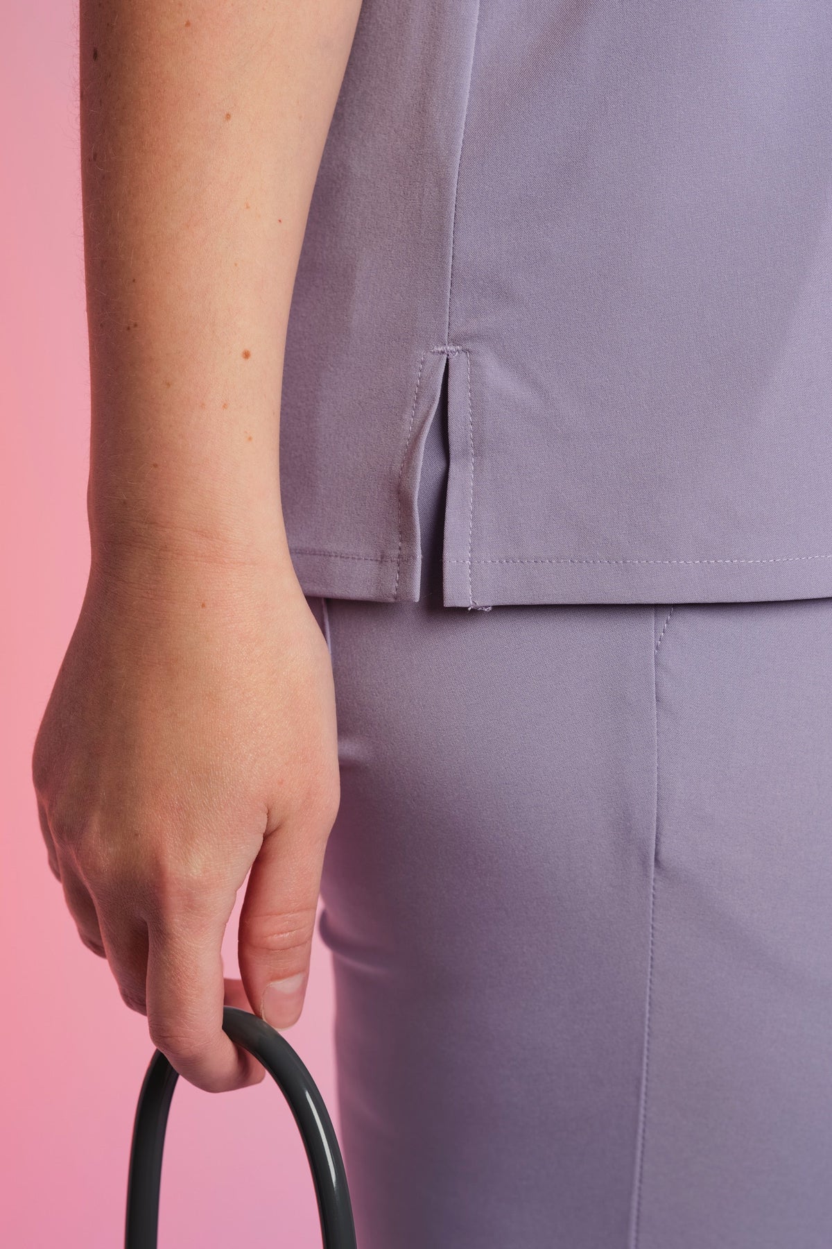 Active Scrub Top "Serena" – Violet