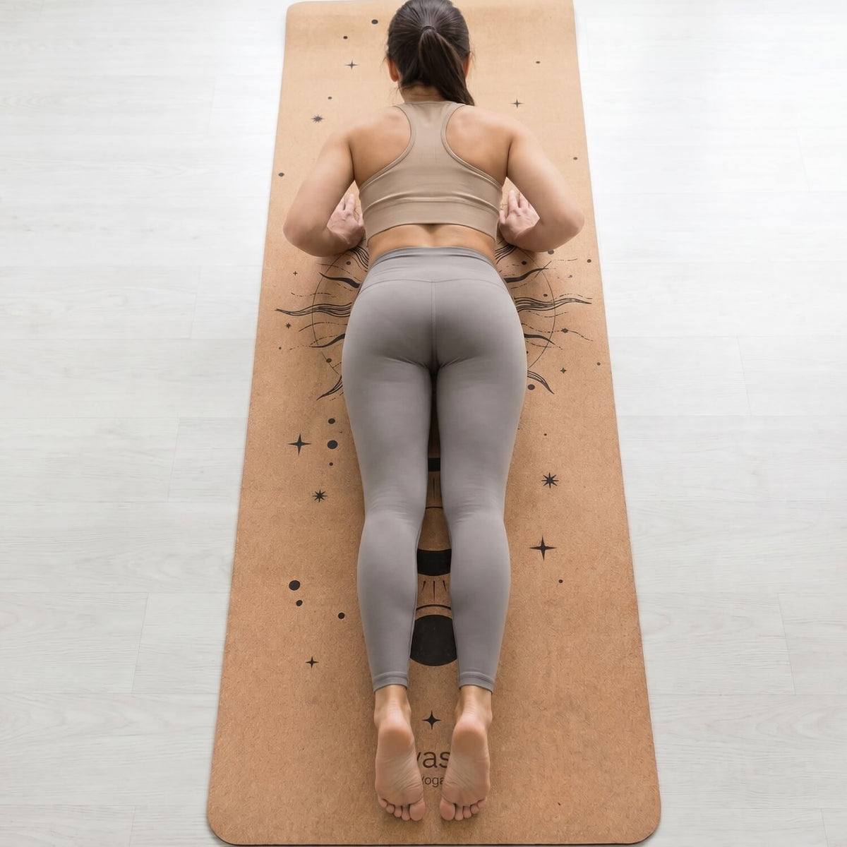 Leichte Kork Yogamatte: rutschfest, dämpfend & langlebig | Lotus Alignment