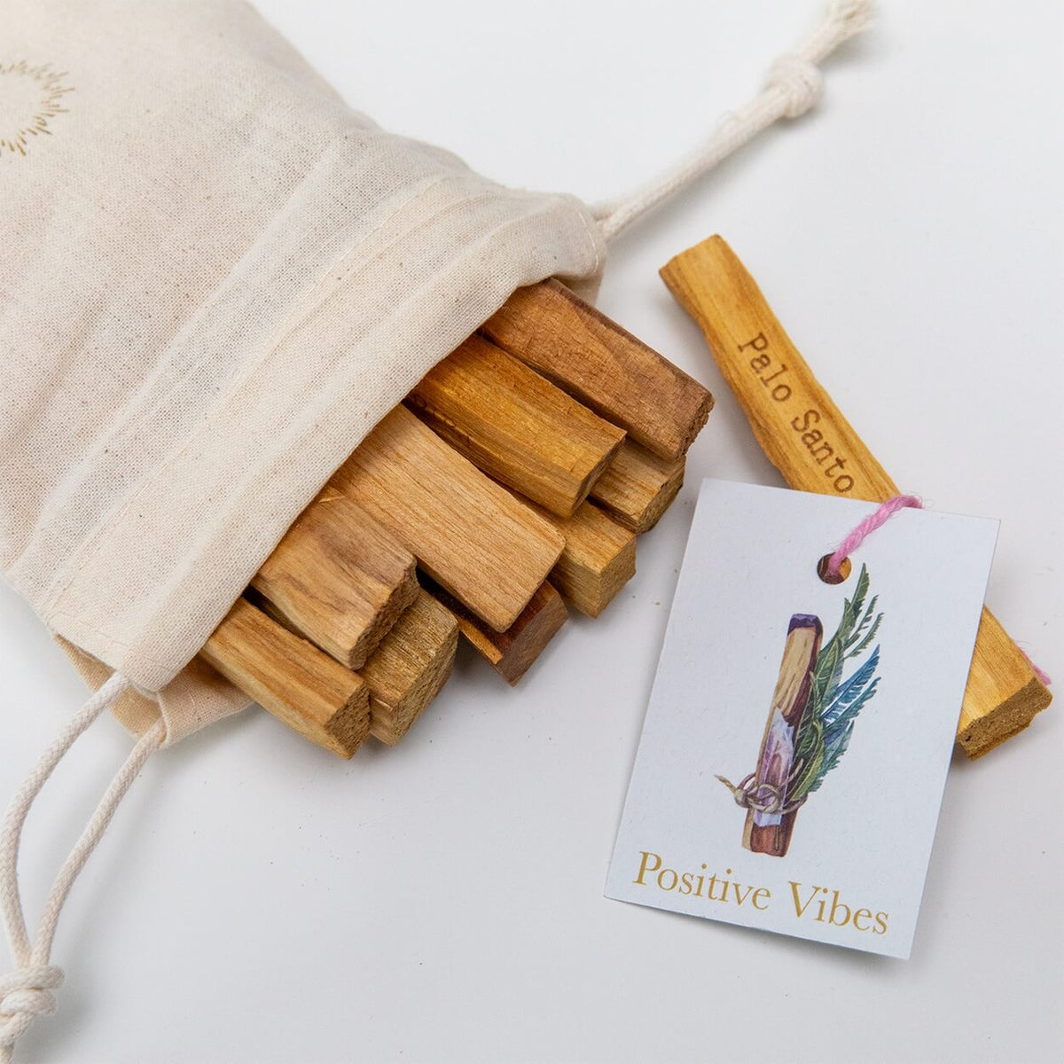 Palo Santo Holz: das heilige & warm duftende Holz aus Peru (10 Sticks)