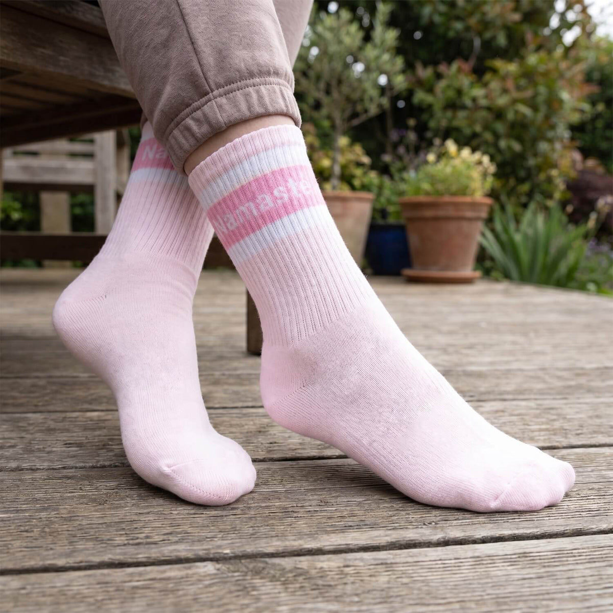 Socken mit Yoga-Motiv in 2 Varianten: Namasté Pink | Inhale Exhale