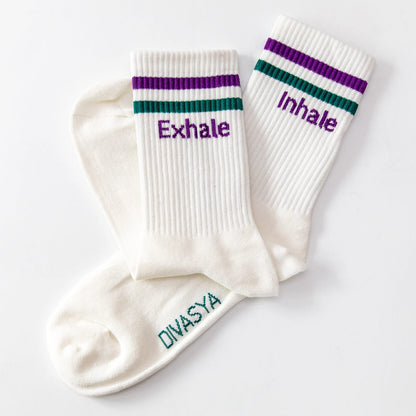 Socken mit Yoga-Motiv in 2 Varianten: Inhale Exhale | Namasté