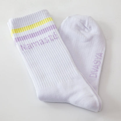 Socken mit Yoga-Motiv in 2 Varianten: Namasté Pink | Inhale Exhale