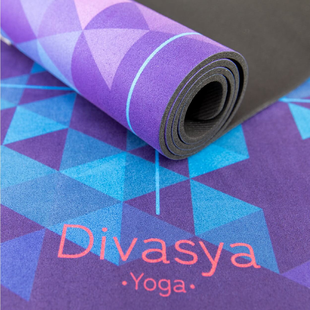 Yogamatte aus Naturkautschuk & recycelter Mikrofaser