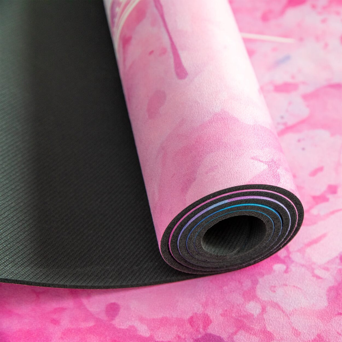 Yogamatte aus Naturkautschuk & recycelter Mikrofaser