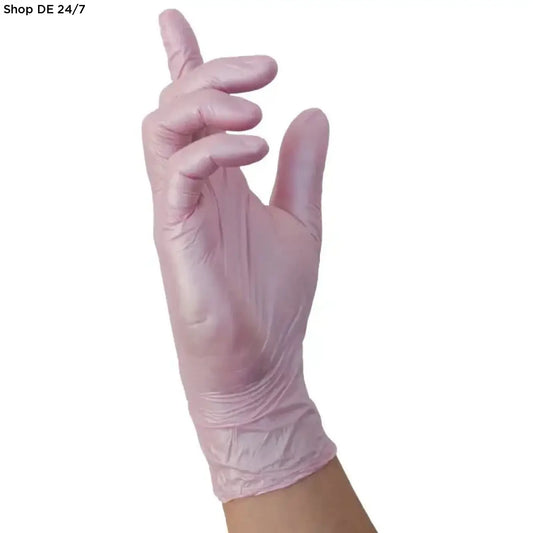 Pinkfarbener nitril-einmalhandschuh glamour wave getragen hand mit deutscher qualität und zuverlässiger schutz