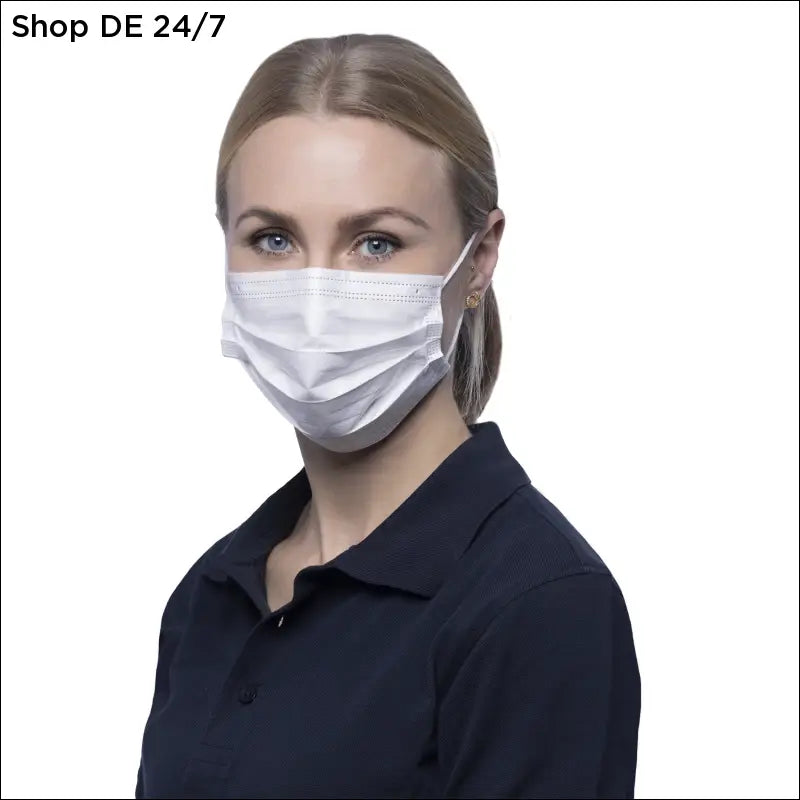 Weiße medizinische gesichtsmasken weiß 3-lagig mit elastischen ohrschlaufen nitras soft protect 500 stück