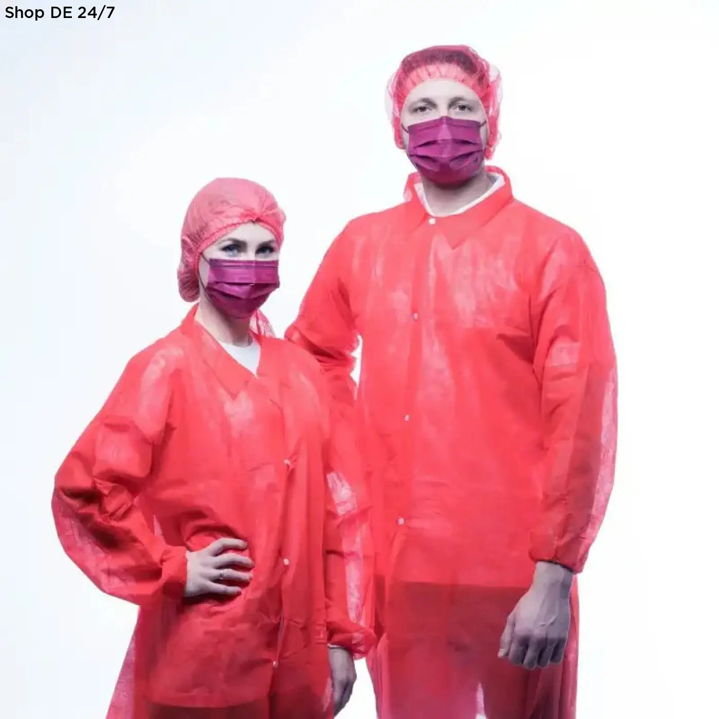Bright red disposable surgical gowns with matching pink hairnets and bordeaux medizinische gesichtsmaske for zuverlässigen schutz