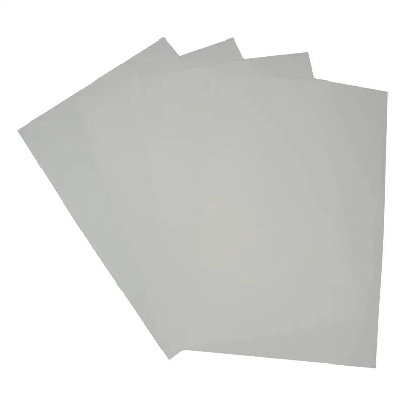 Graue rechteckige tray-filterpapierblätter in hochwertiger qualität bieten ideale schutz und optimale größe